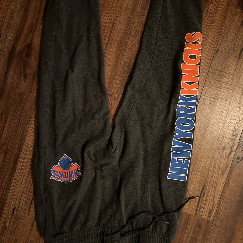 New York Knicks Sweats